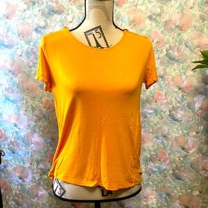 RW&Co Tshirt with Zipper Details